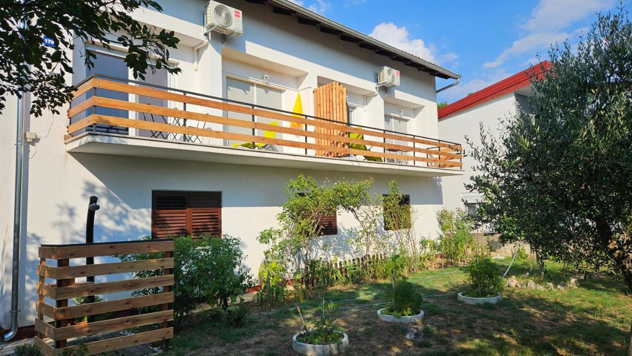 Gardelin Paklenica Appartement Seline