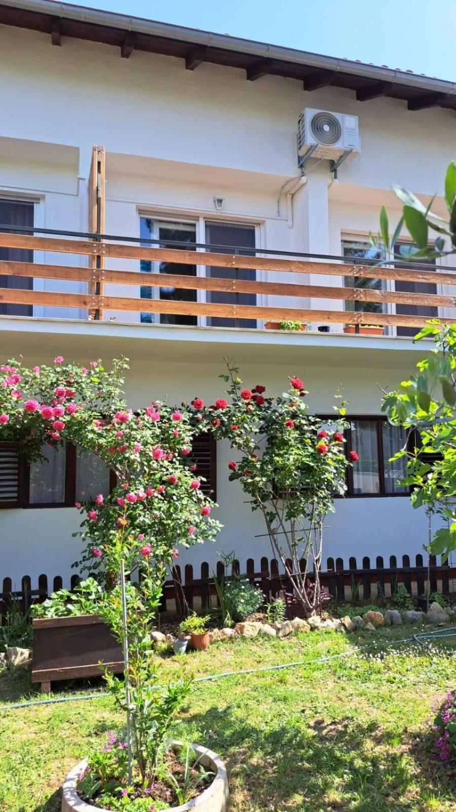 Apartment Gardelin Paklenica *